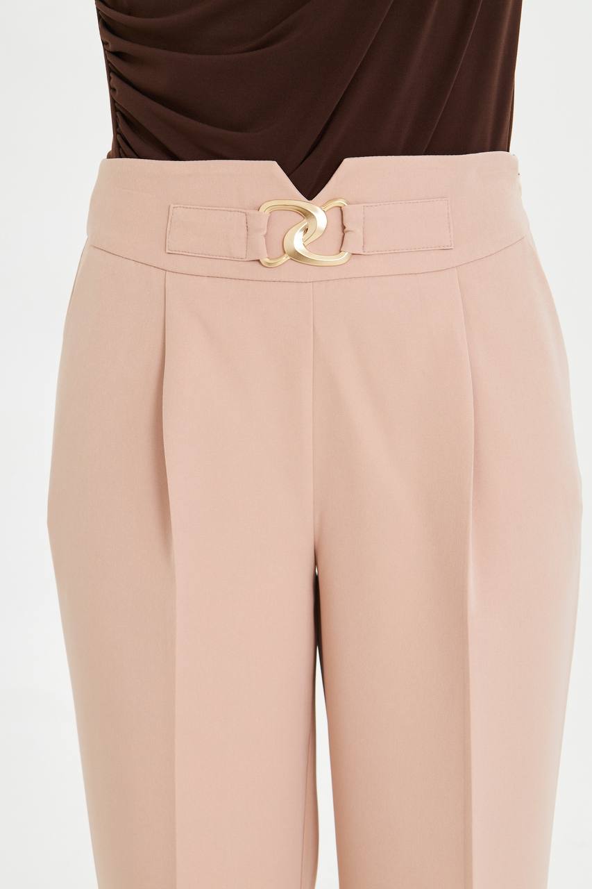 Pantalon tailleur femme – Beige élégant